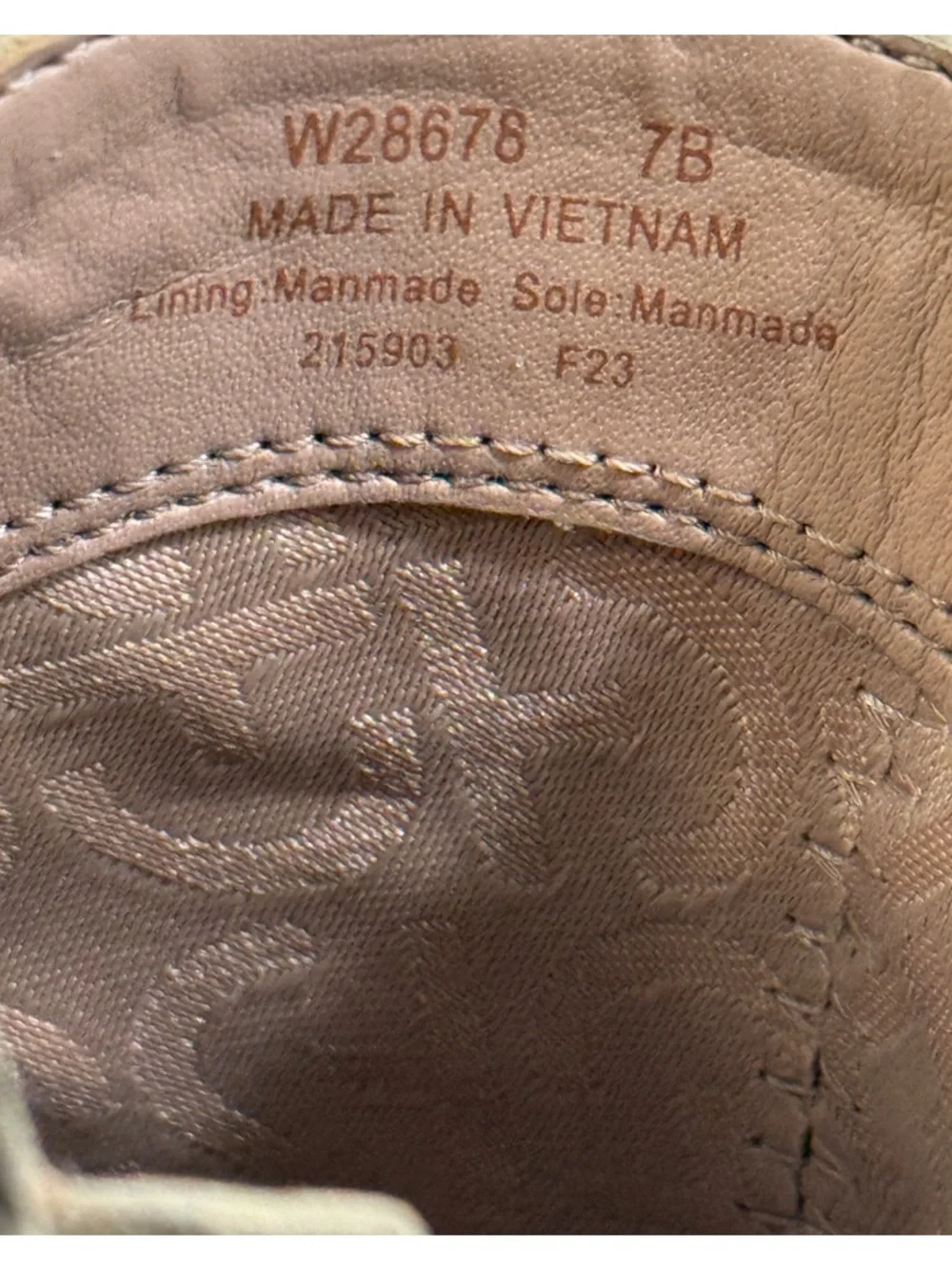 Cole Haan New Woman’s Elyse Beige Tan Ankle Bootie Size 7 - Picture 6 of 8